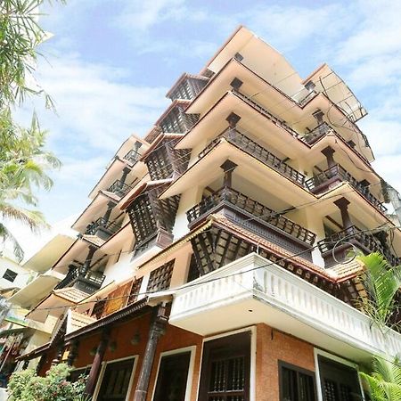 Kovalam Beach Hotel Exterior photo